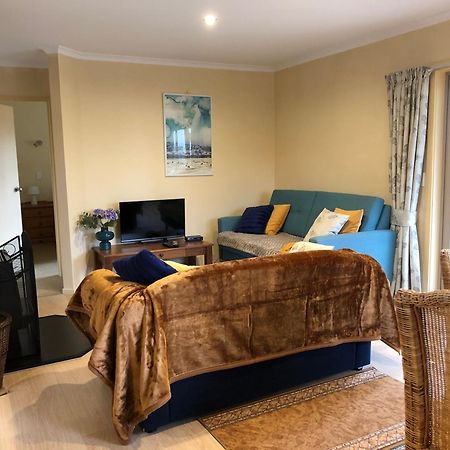 Korimako Ridge - Lake Hawea Holiday Home Esterno foto
