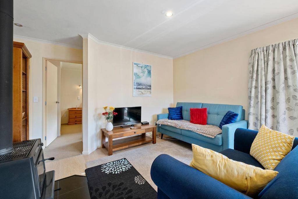 Korimako Ridge - Lake Hawea Holiday Home Esterno foto