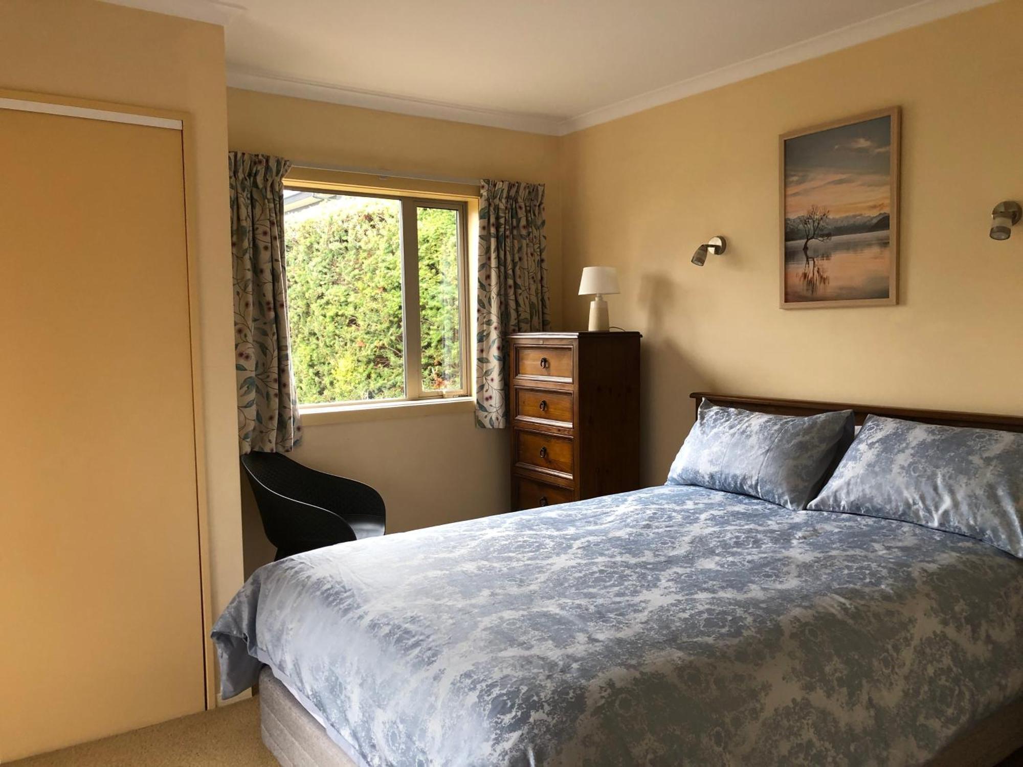 Korimako Ridge - Lake Hawea Holiday Home Esterno foto